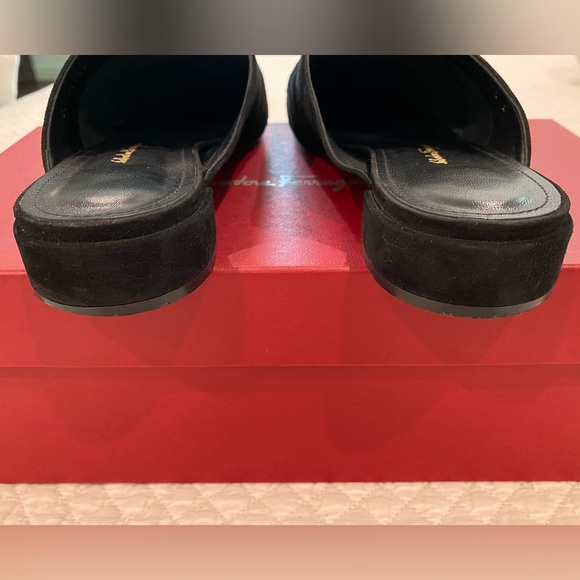 Salvatore Ferragamo Black Suede Muggia Slip-on Mules with Chain Logo Detail 8C - Picture 10 of 13